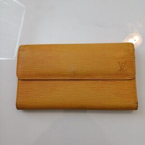 Louis Vuitton Epi Yellow purple inlay